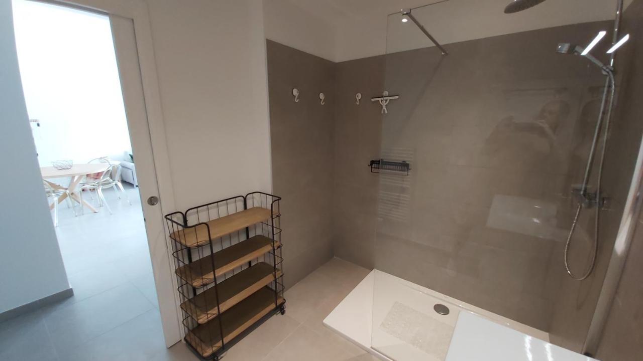 Villa Home Holiday A Cala Rossa Леччи Экстерьер фото